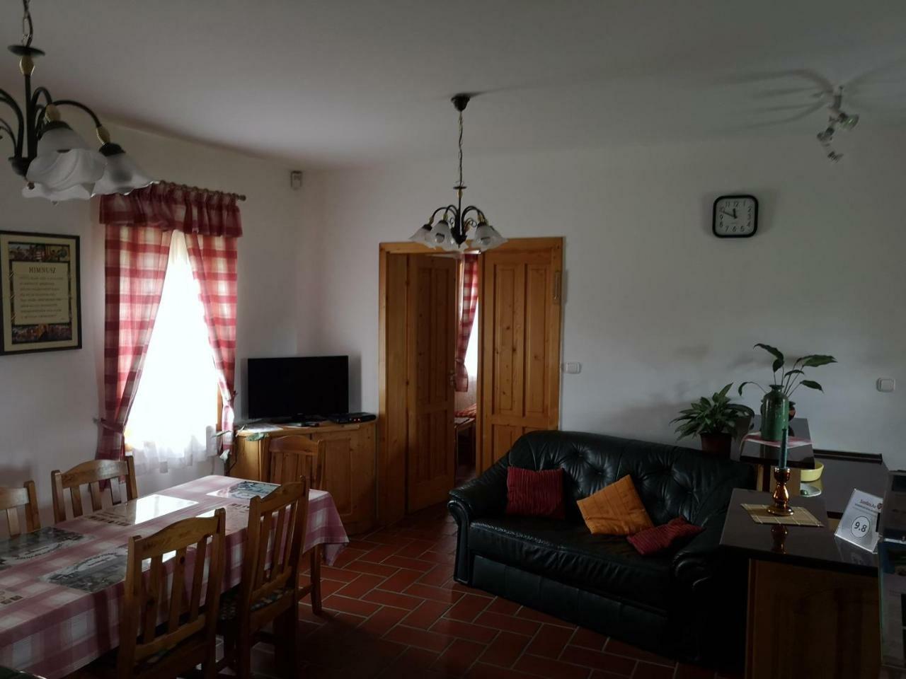 Szentgyoergyvoelgy Vendeghaz Orseg Hotel Szentgyorgyvolgy Buitenkant foto